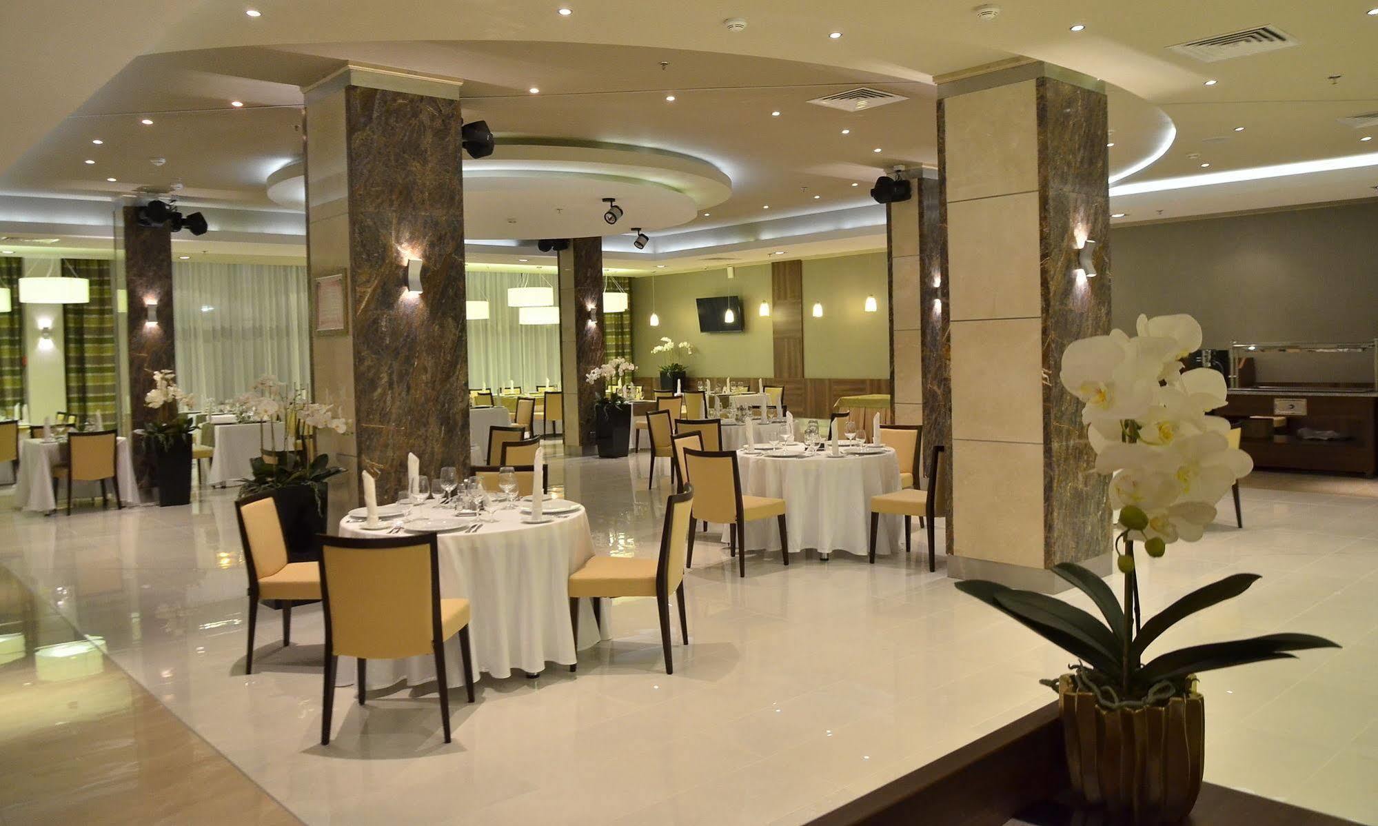 Victoria Hotel & Business Centre Minsk Ngoại thất bức ảnh